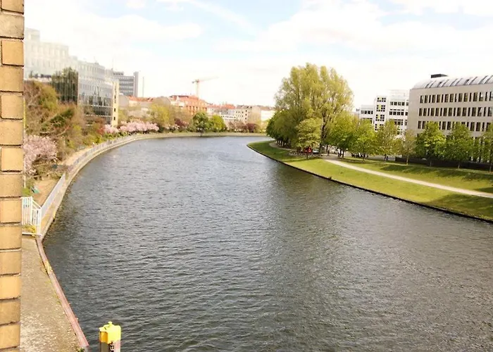 דירה Einzigartiges 140qm Loft - Party Ist Erlaubt! ברלין